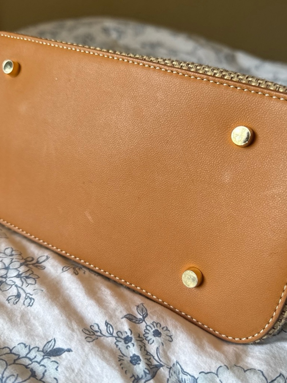 Structured Straw Tote with Tan Leather Trim - Elegant Everyday Carry - Picture 6 of 6